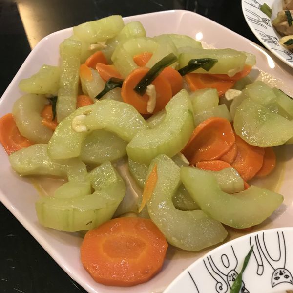 愛烹飪。清炒大黃瓜 : Wen一起做