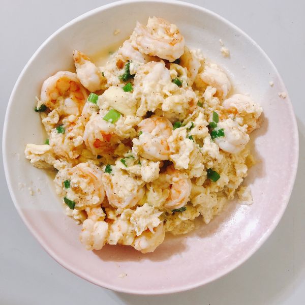 鮮奶滑蛋炒蝦仁
家常菜🌸10分鐘上桌：Ying Ting 一起做