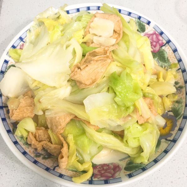 輕鬆炒青菜～高麗菜炒豆皮 : DöñgMëi❣️一起做