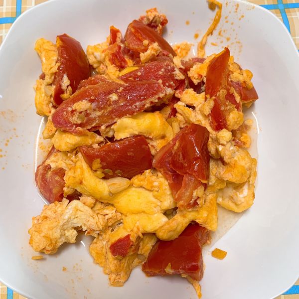 番茄炒蛋 (影音食譜)：yueee 一起做