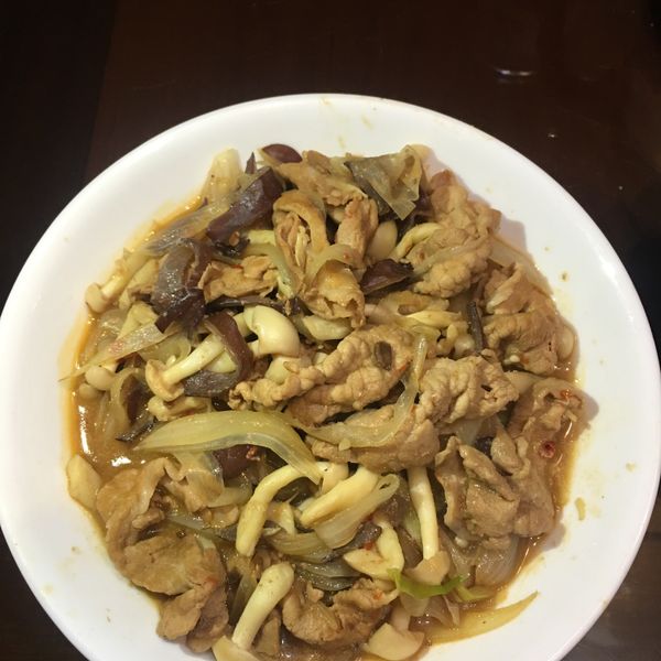 [快速料理]味噌豬肉 : 陳草莓一起做