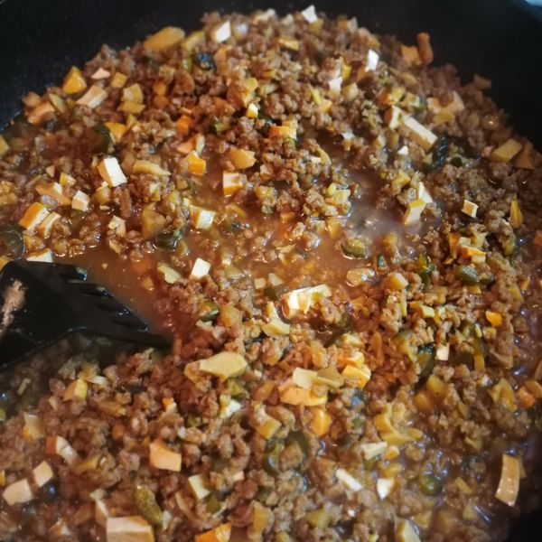 脆瓜素肉燥『家樂福廚神大賽』 : 許麗羽一起做