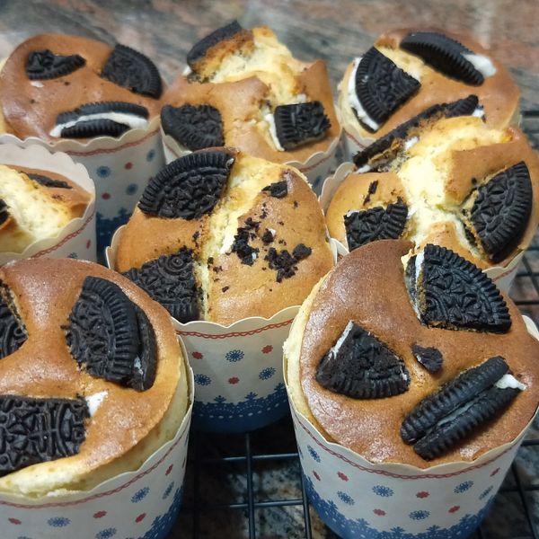 OREO杯子蛋糕：Lai Yi Chun 一起做