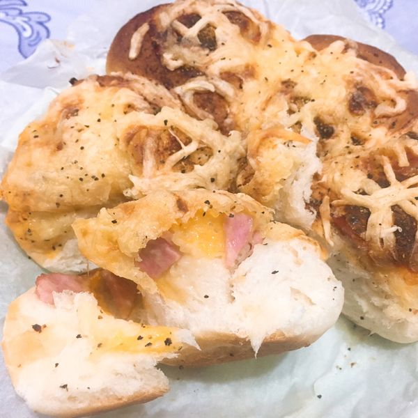 德式香腸起司花圈手撕麵包 : 謝佳軒一起做