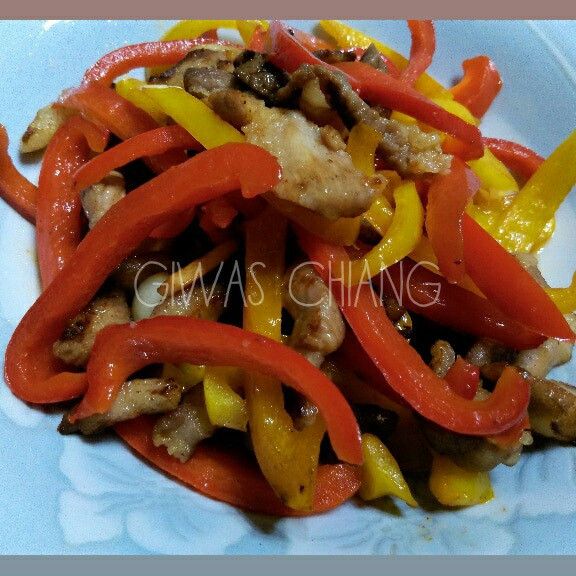 水果彩椒炒肉絲：ivy 一起做