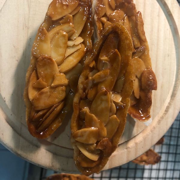 焦糖脆口杏仁船型餅 : 呂蕎安一起做