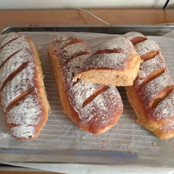 黑糖葡萄乾麵包 : 嚕嚕米一起做