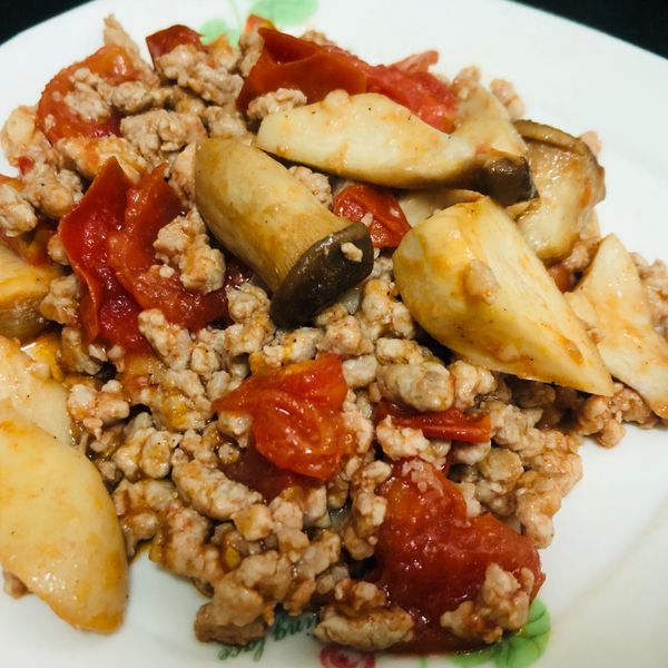 番茄肉絲筊白筍 : Pei-Wen Chang一起做