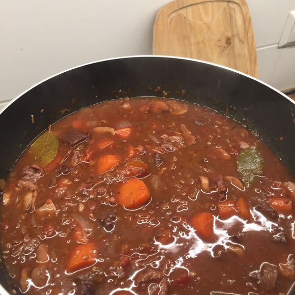 繃啾～來一份紅酒燉牛肉吧 : Fang Tsai一起做