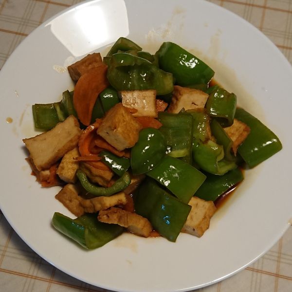 醬炒青椒油豆腐：Joey Chuang 一起做