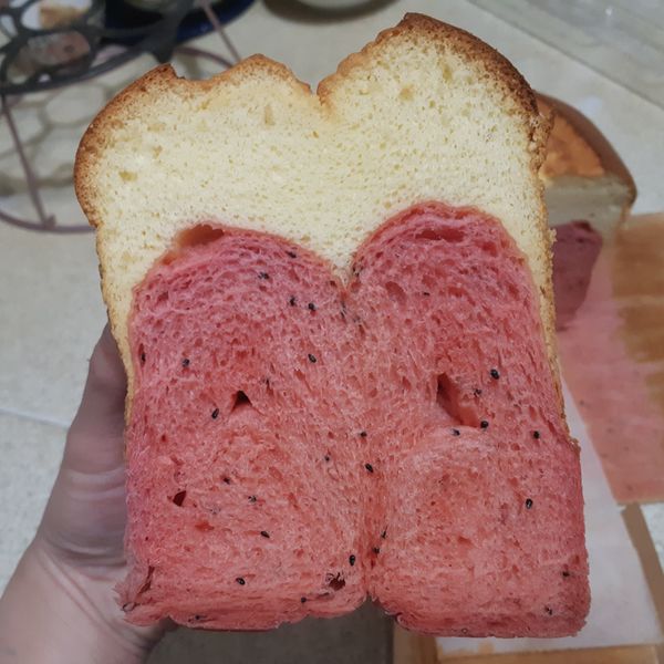 蛋糕吐司(蜂蜜蛋糕&紅麴吐司)-粉嫩春季 : 很愛張一起做