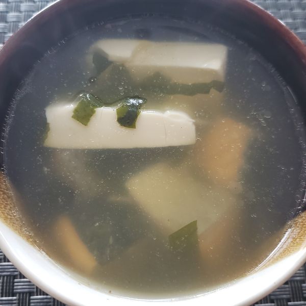 🐟鮭魚豆腐味噌湯 : Ina 一起做