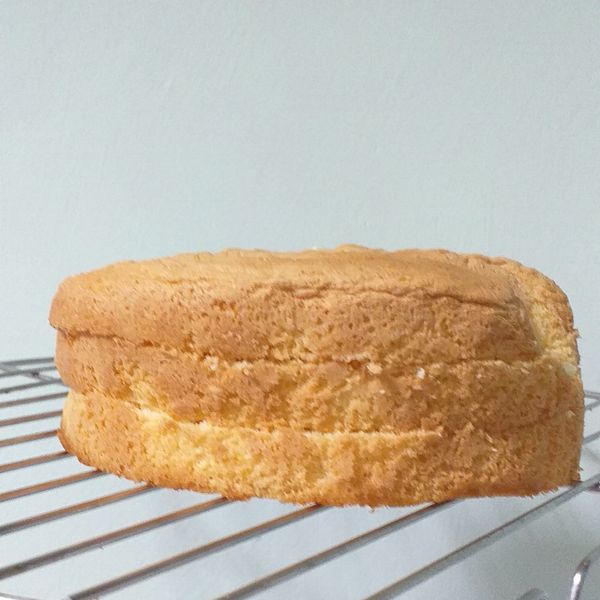 只需三種材料的超簡單海綿蛋糕 : 郭庭佑一起做