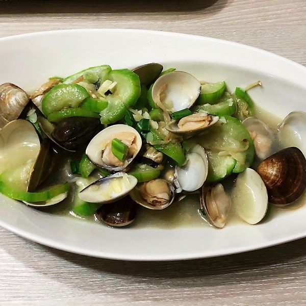 蒜香絲瓜蛤蜊（五分鐘出家常菜） : 黃妤涵一起做