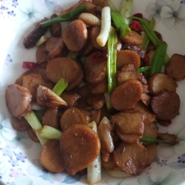 沙茶蔥炒杏鮑菇：陳秋惠 一起做