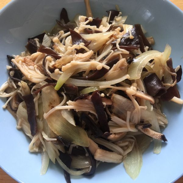 金針菇炒木耳 : 里奈一起做