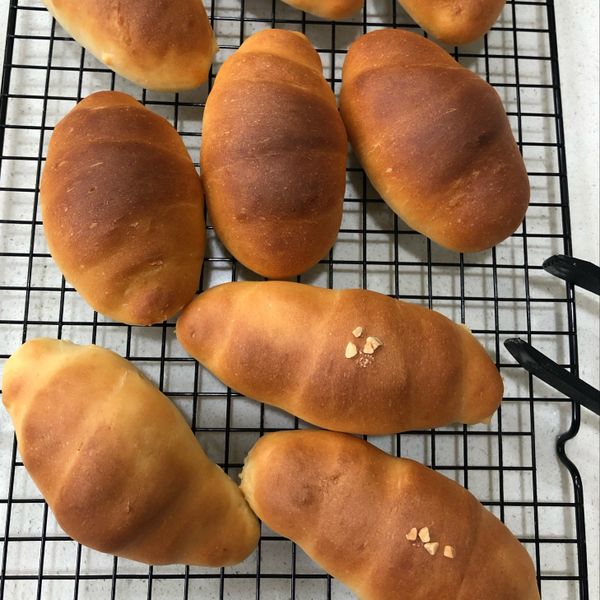 👩‍🍳鹽可頌奶油捲 : Melon一起做