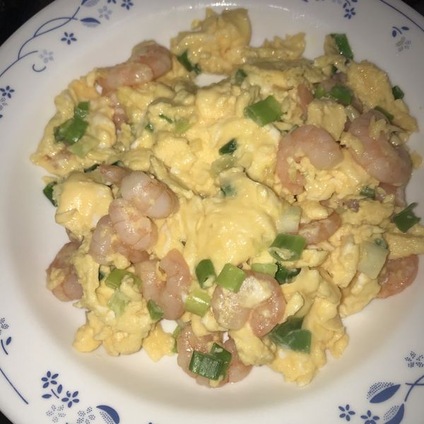 鮮奶滑蛋炒蝦仁
家常菜🌸10分鐘上桌：Crissy Mao 一起做