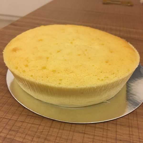 日本媽媽一吃就想學的日式輕乳酪蛋糕 : 一玲一起做