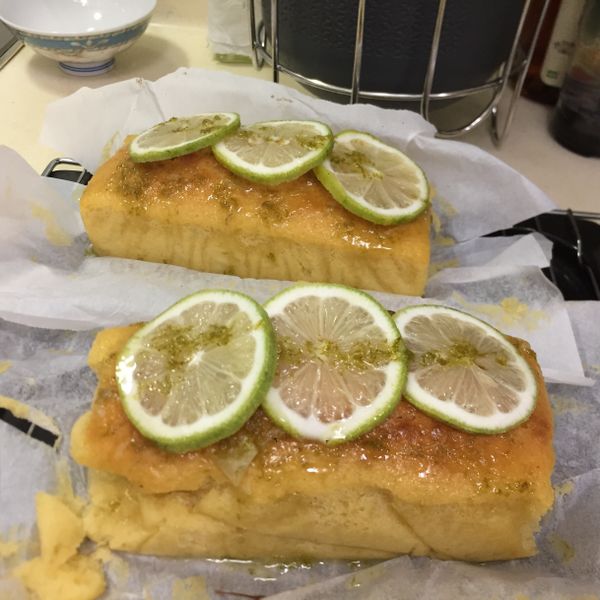 👩🍳蜂蜜檸檬🍋糖霜磅蛋糕:小貓 一起做