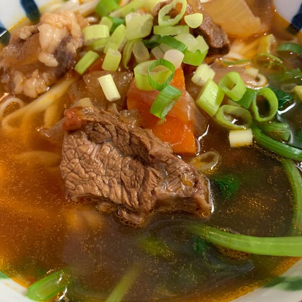 簡單燒神好吃番茄紅燒牛肉麵 : 打打 一起做