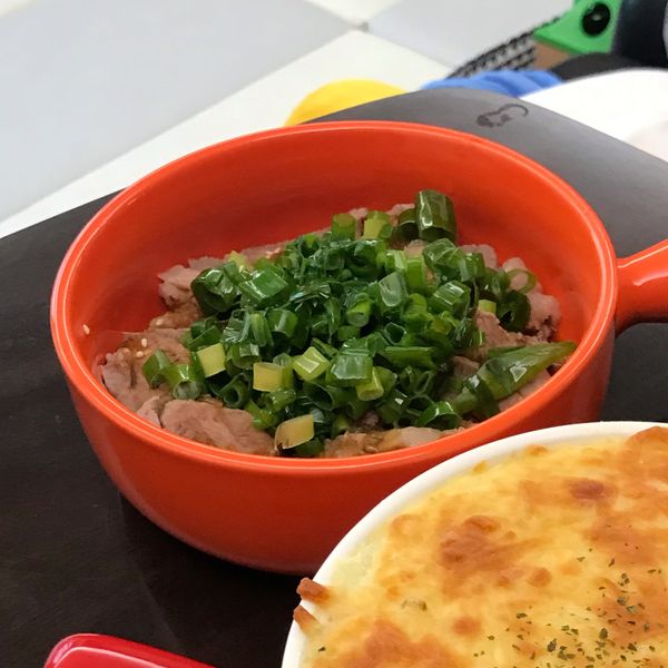 蔥油淋梅花豬《淬釀真心食堂》 : Pibby Lht一起做