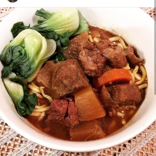 undefined：lia lia 一起做