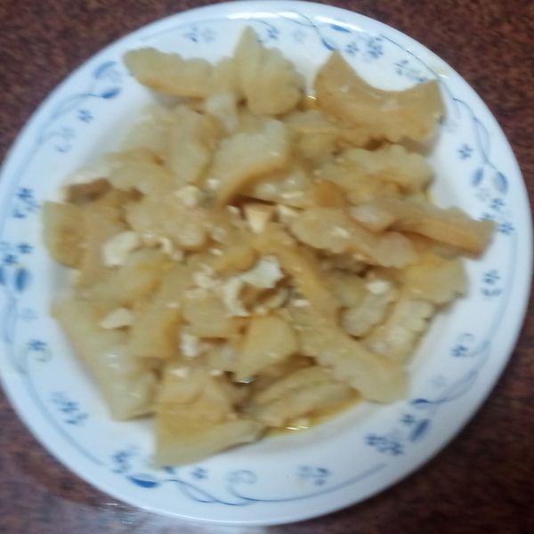 鹹蛋炒苦瓜 : 富芃一起做