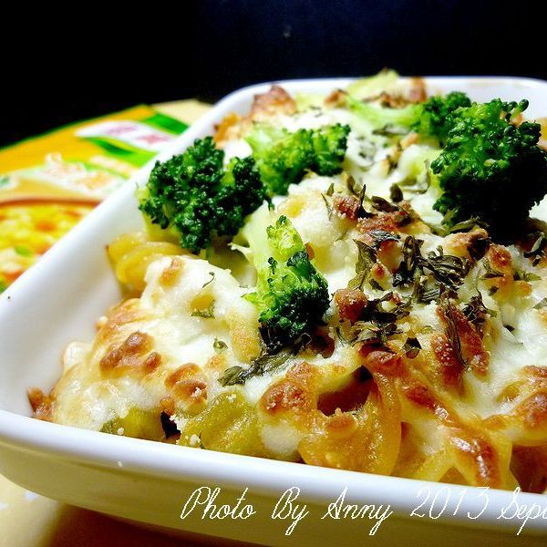 [康寶就是醬美味]素食焗烤白醬義大利麵：anny 一起做