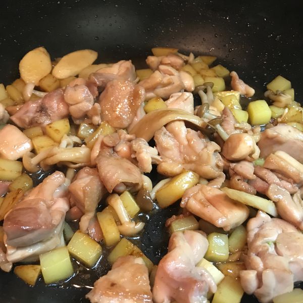 照燒馬鈴薯嫩雞【影片】 : TF LU一起做