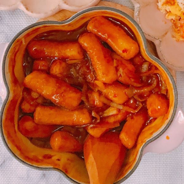 甜辣洋蔥炒甜不辣 : Mina一起做