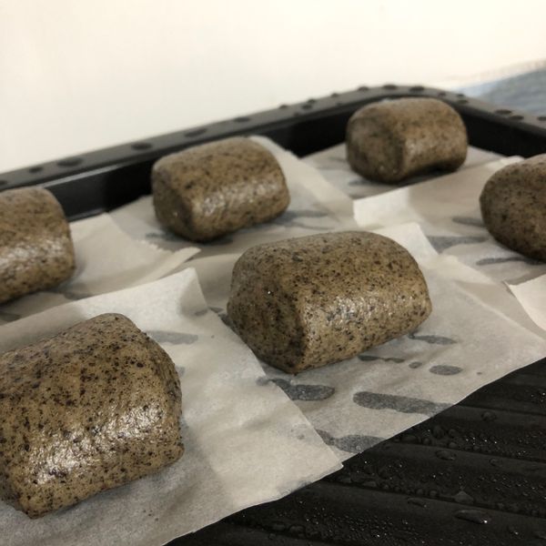 攻略婆婆第一招💯芝麻小饅頭：Vivian Chen 一起做