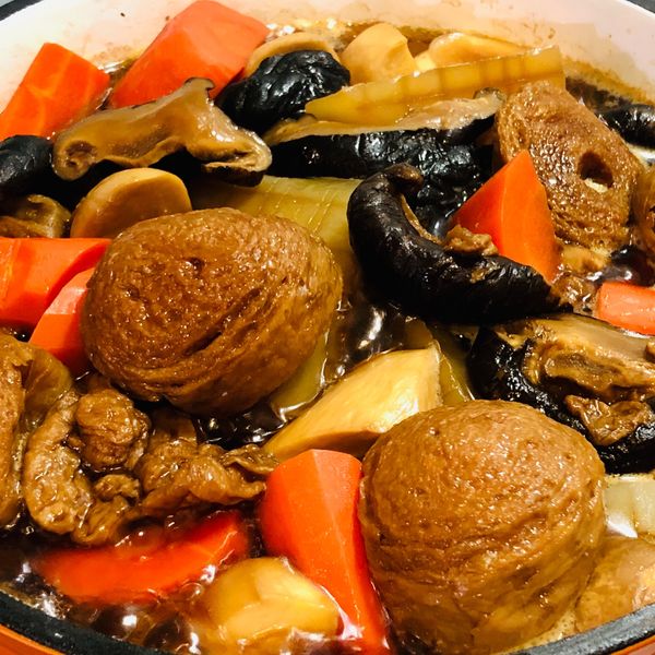 超懶人! 土豆麵筋滷蒟蒻 : 洪妤暄一起做