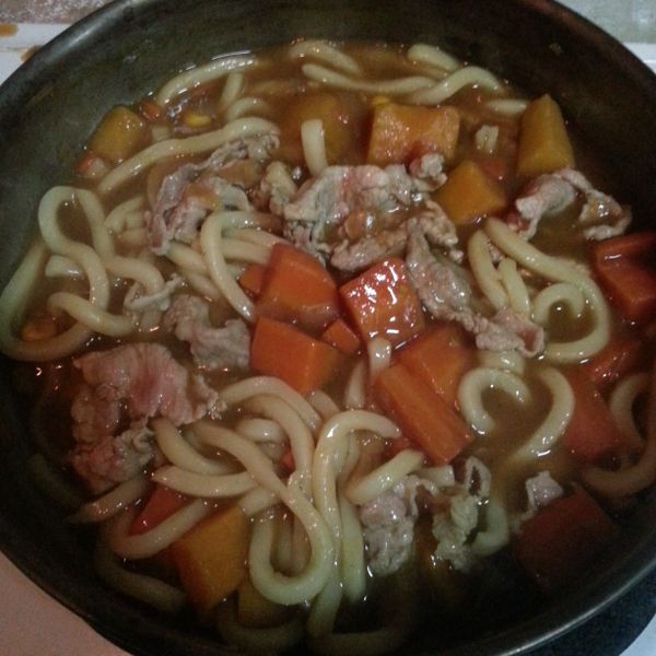 7-11有賣的咖哩烏龍麵 : Jessica Houng一起做