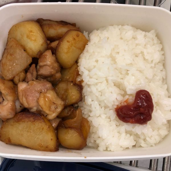 照燒馬鈴薯嫩雞【影片】：山田憶憶 一起做