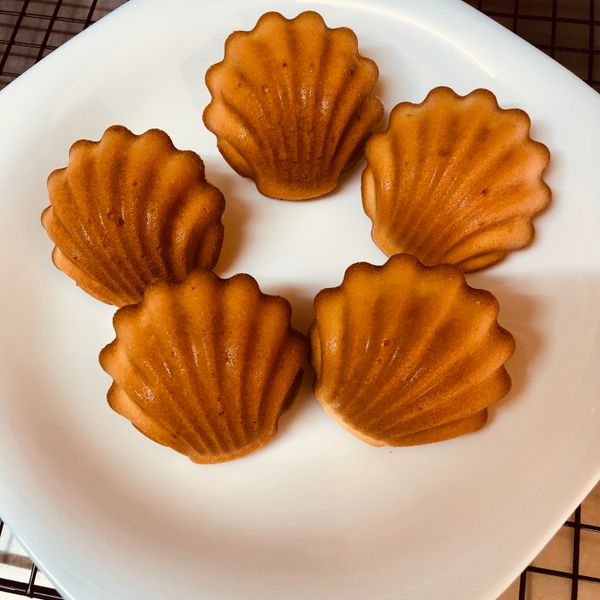 法式檸檬瑪德蕾蛋糕:戴芮 一起做