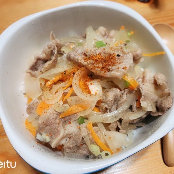 超簡易快速上手的日式牛丼 : Elaine Chang一起做