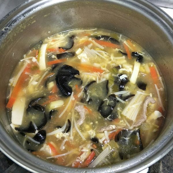 台式酸辣湯：Shu-ting料理小天地 一起做