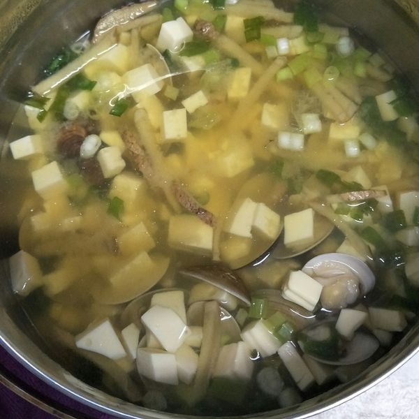 undefined：Monica Chen Chen 一起做