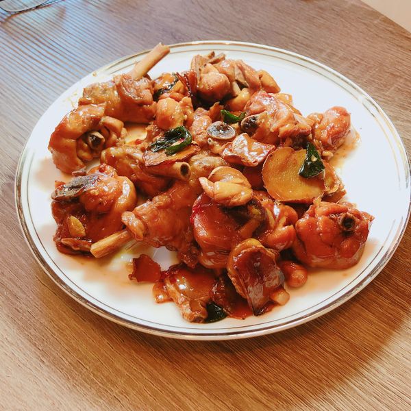 。三杯雞沒九層塔。 : Pengyu Chen一起做