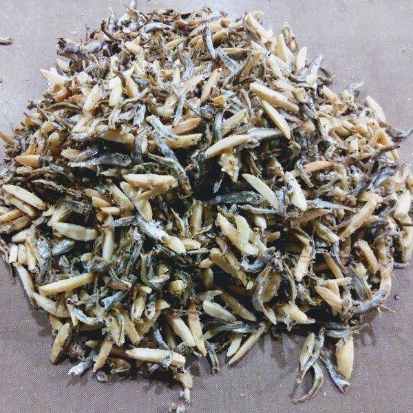 【免炸】蜜汁杏仁小魚乾 : 愛麗絲一起做