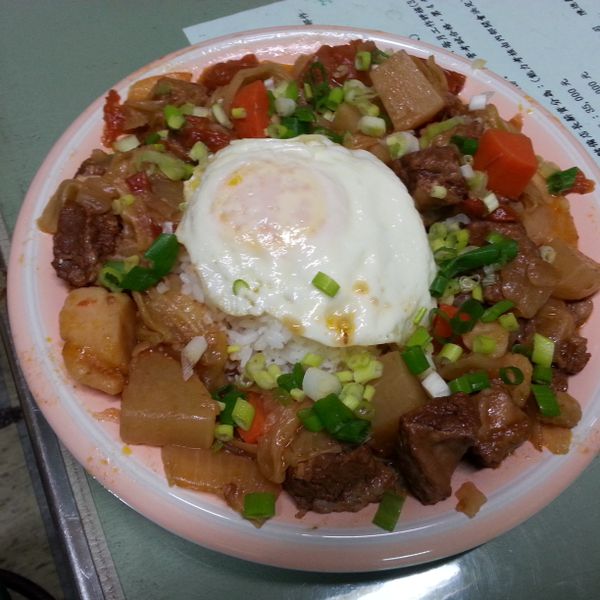 【簡單做菜】紅酒燉牛肉 : 張君雅一起做