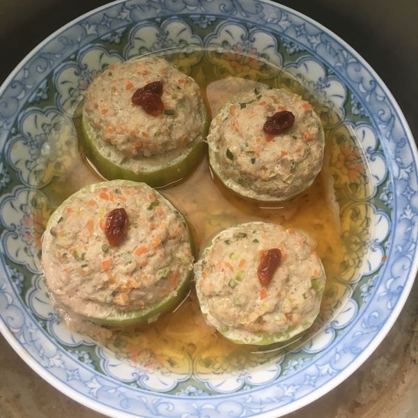 大黃瓜鑲肉 : 王毅君一起做