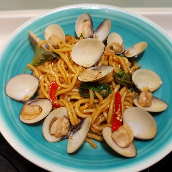 三杯蛤蜊炒麵～15分鐘快速上桌：陳小兔 一起做