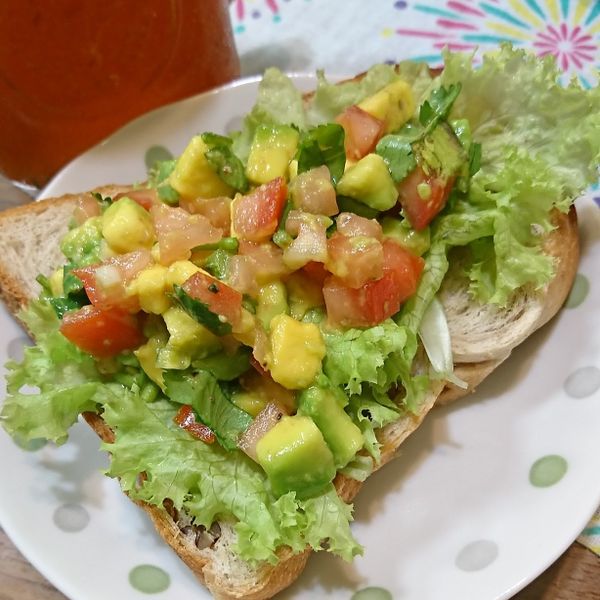 酪梨莎莎醬～：Rabe Buhuk 一起做