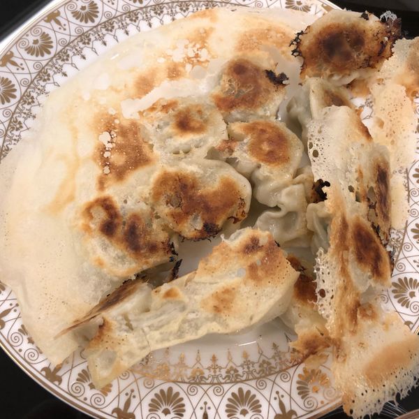 水餃變身♥脆皮煎餃/鍋貼♥ : 甜八寶一起做