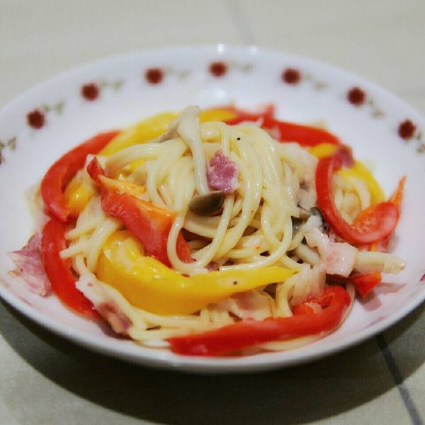 【康寶_就是醬美味】 白醬義大利麵：Joy Yu 一起做