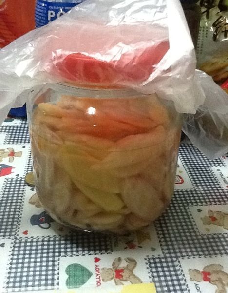 醃漬嫩薑片：李飛機 一起做