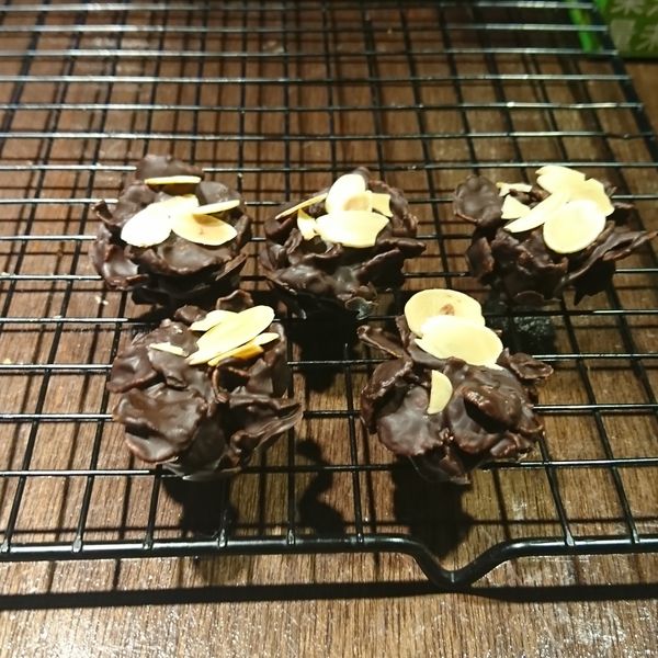 (超簡單) 巧克力酥片 : Sun Wan-cat一起做