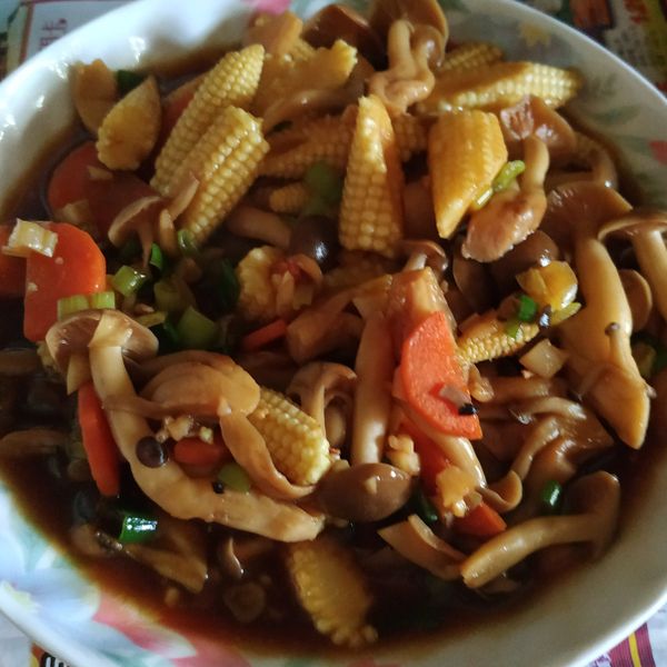 塔香鮮菇玉米筍 : 蔡瓊慧一起做